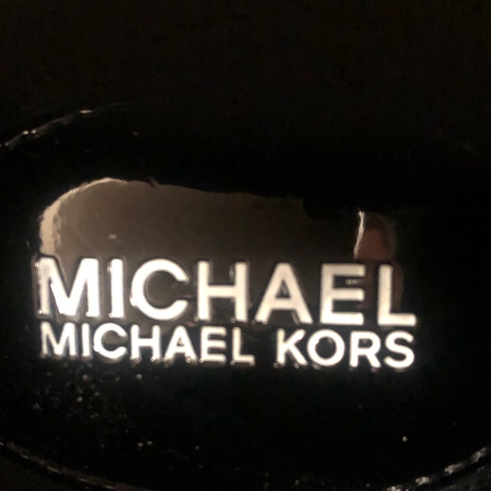 Michael Kors 6M Sneakers Black Slip-On White & Silver detail Excellent Condition - Picture 2 of 10